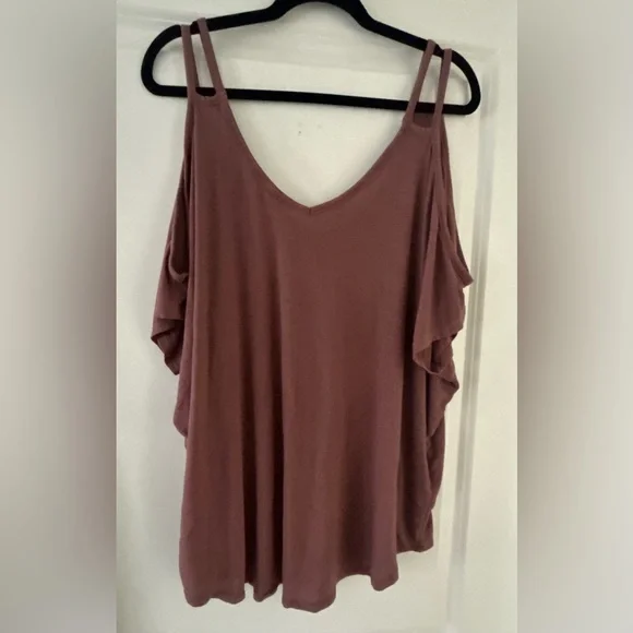 NWOT✨ Express Top - Picture 3 of 4